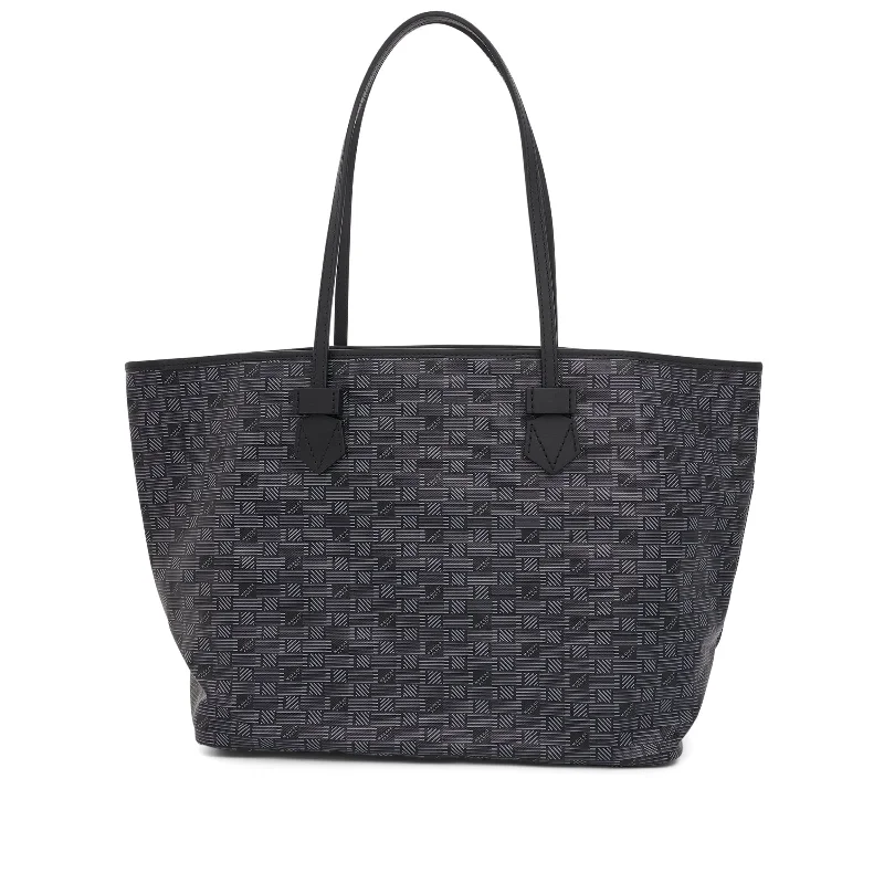 women's handbag with convenient, large pockets -Saint Tropez Tote GM in Black