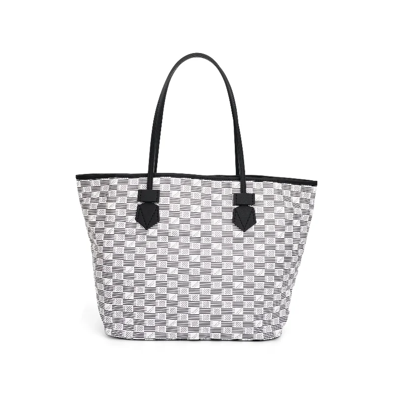 women's handbag with smooth leather texture -Saint Tropez Tote Bag MM in White