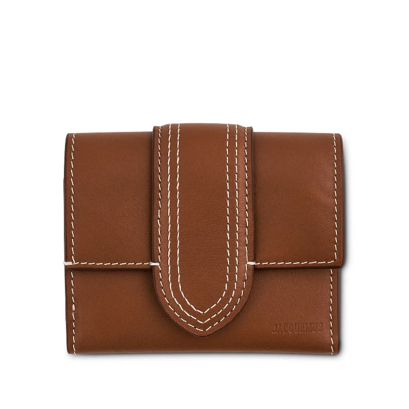 women's wallet with minimalistic finish -Le Compact Bambino Leather Pouch in Light Brown 2