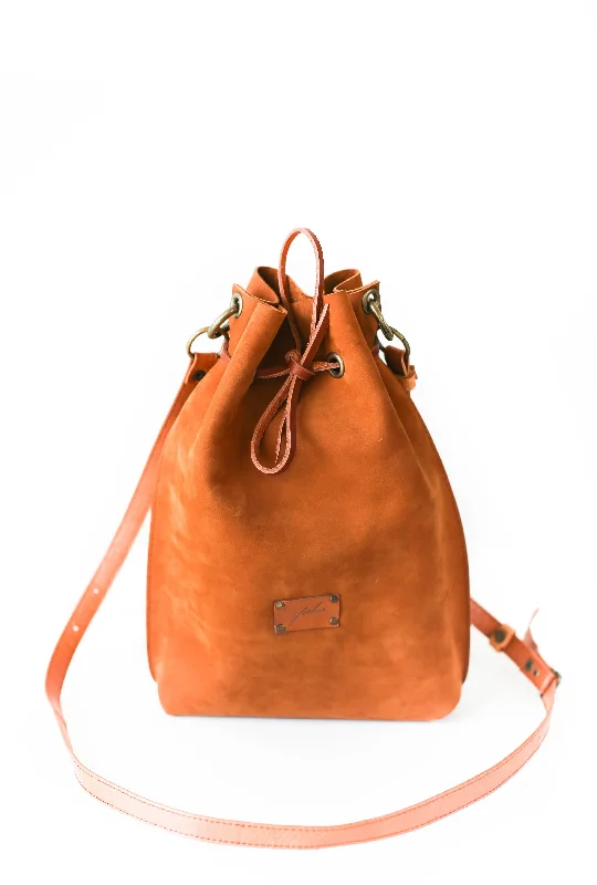 women's bucket bag for effortless chic -Brown Leather Bucket Bag