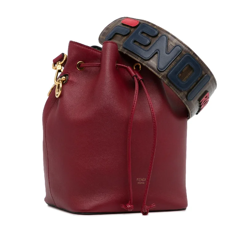 women's bucket bag with stunning craftsmanship -Fendi Leather Mon Tresor Bucket Bag (SHG-8qKIzU)