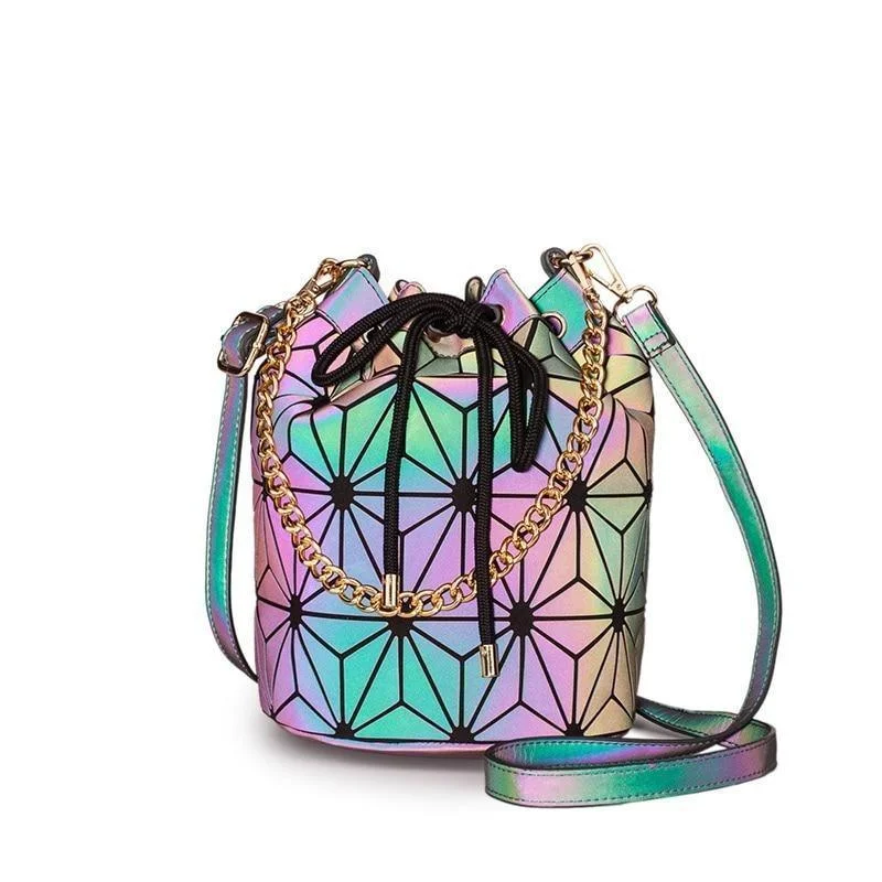 women's bucket bag with stylish closure -Lola bucket bag geometric