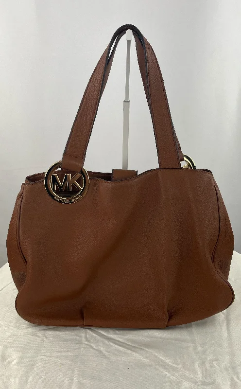 women's tote bag with stylish details -Michael Kors Women's Brown Fulton Large Leather East West Tote Bag Purse