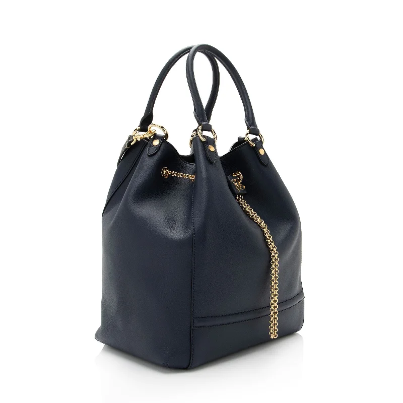 women's bucket bag for everyday luxury -Fendi Leather Karligraphy Chain Bucket Bag (SHF-9MnXHw)