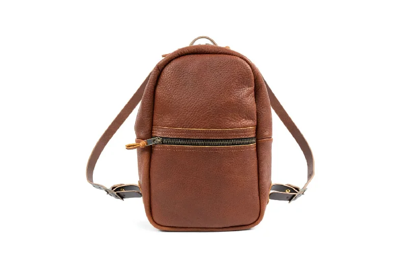 CLASSIC ZIPPERED LEATHER BACKPACK - MEDIUM