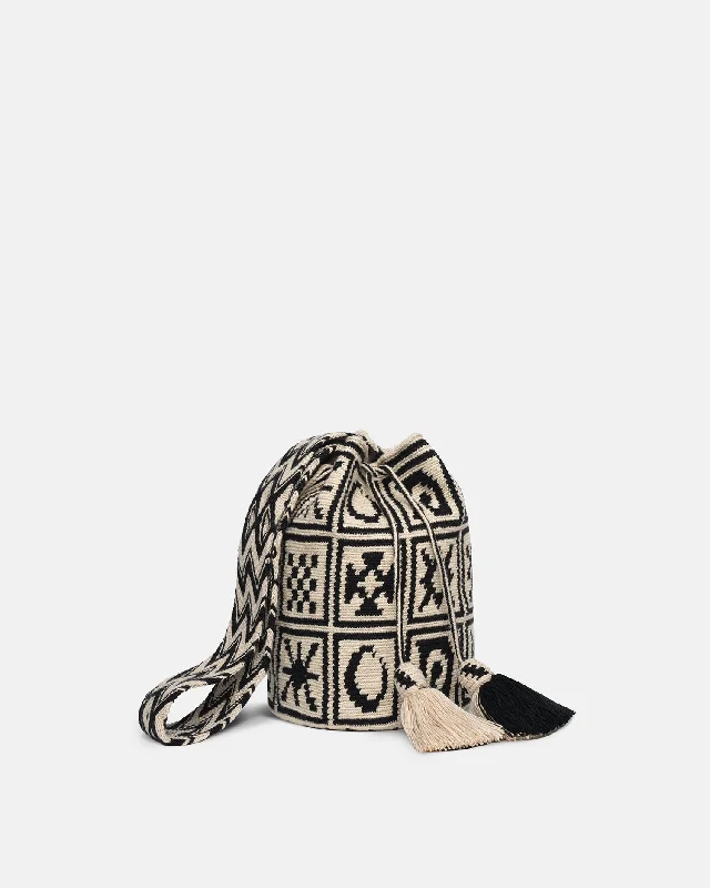 women's bucket bag with personalized logo -Wayuu Symbol - Crocheted Bucket Bag - Kopjafa Black/Creme