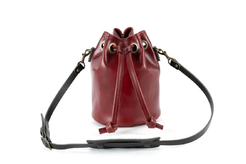 women's bucket bag for fall -LEATHER BUCKET BAG - MEDIUM - OXBLOOD - IN STOCK