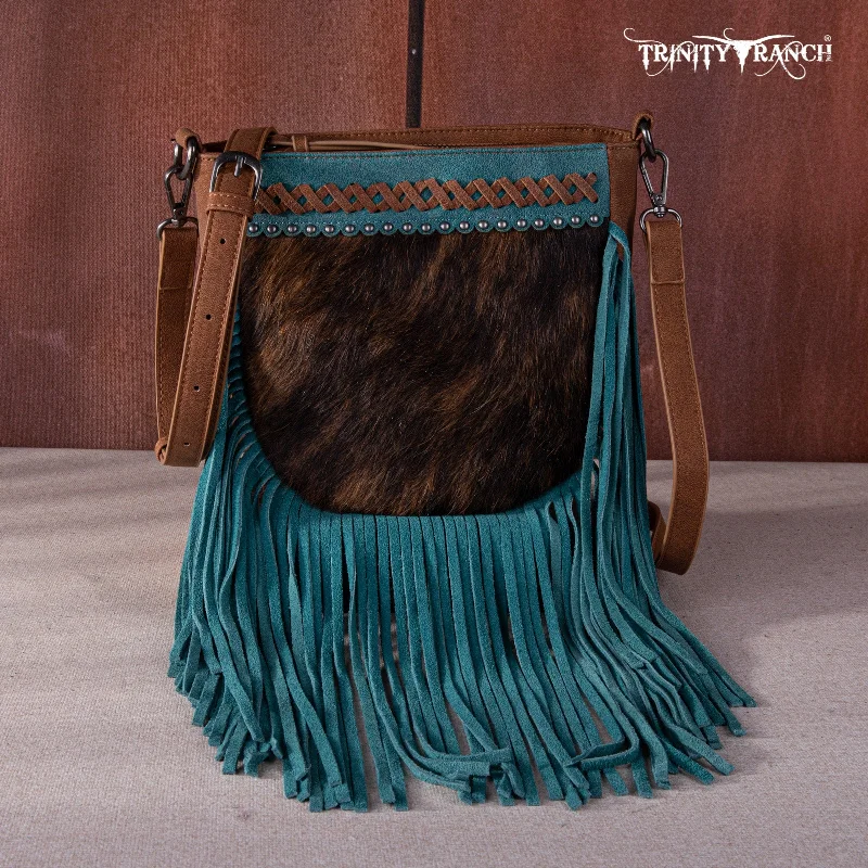 women's handbag with sleek, fashionable look -TR171-8360  Trinity Ranch Hair-On Cowhide Fringe Crossbody Bag -Brown