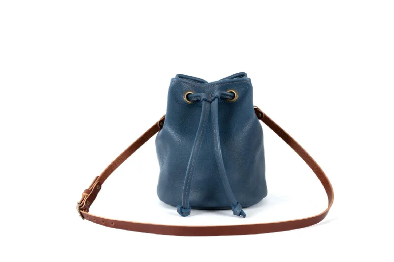 women's bucket bag for fashion-forward women -LEATHER BUCKET BAG - LARGE - SMOKEY BLUE