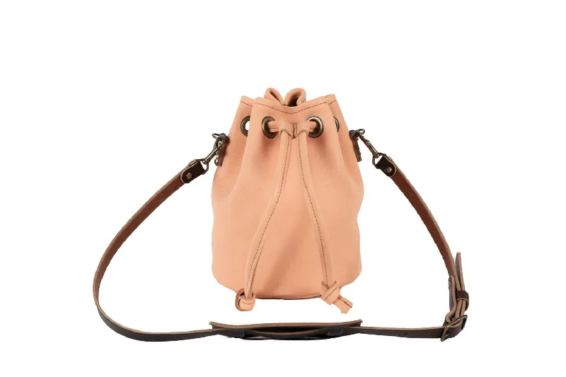 women's bucket bag for spring -LEATHER BUCKET BAG - MEDIUM - PEACH FUZZ - IN STOCK